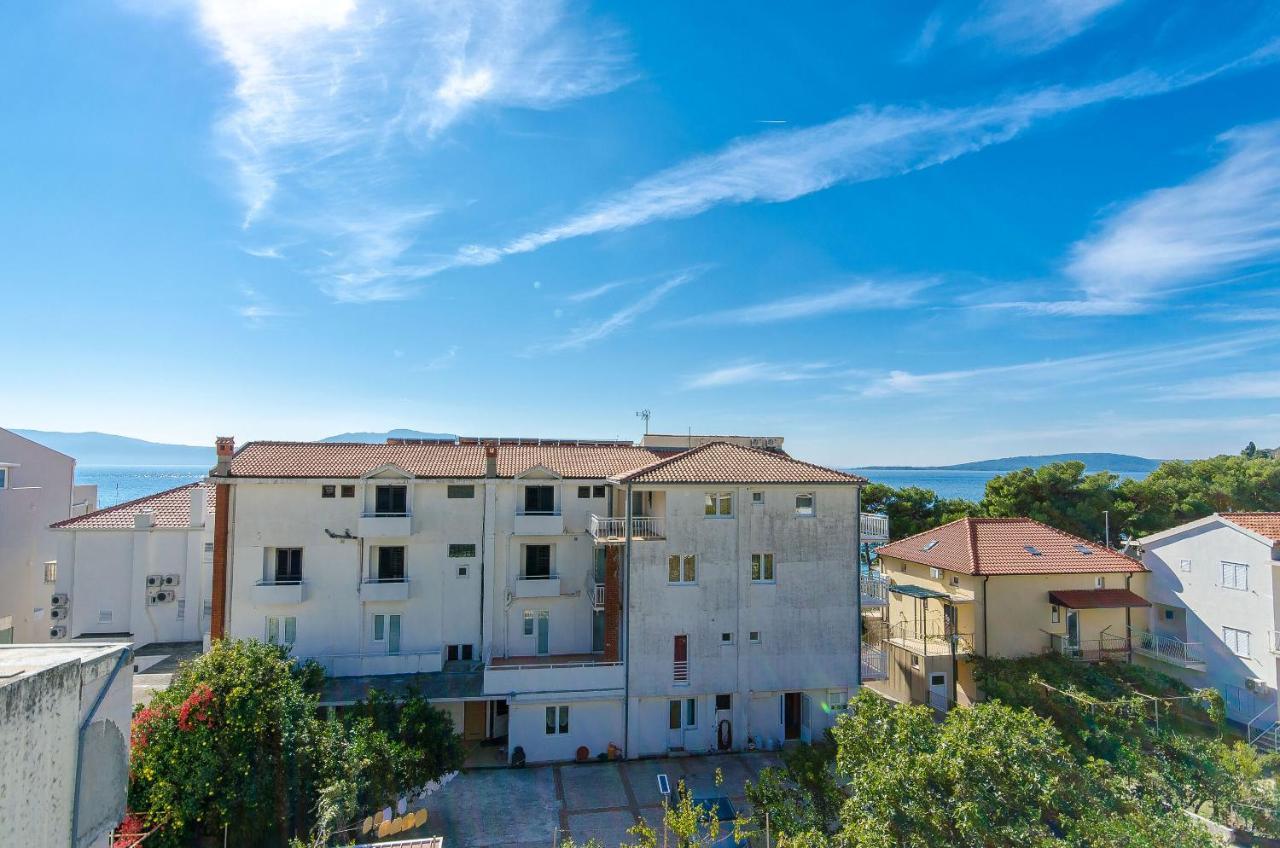 Apartments Zoran Дрвеник Экстерьер фото